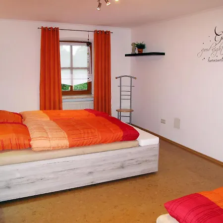Freisinger-1 By Interhome Lägenhet Zachenberg